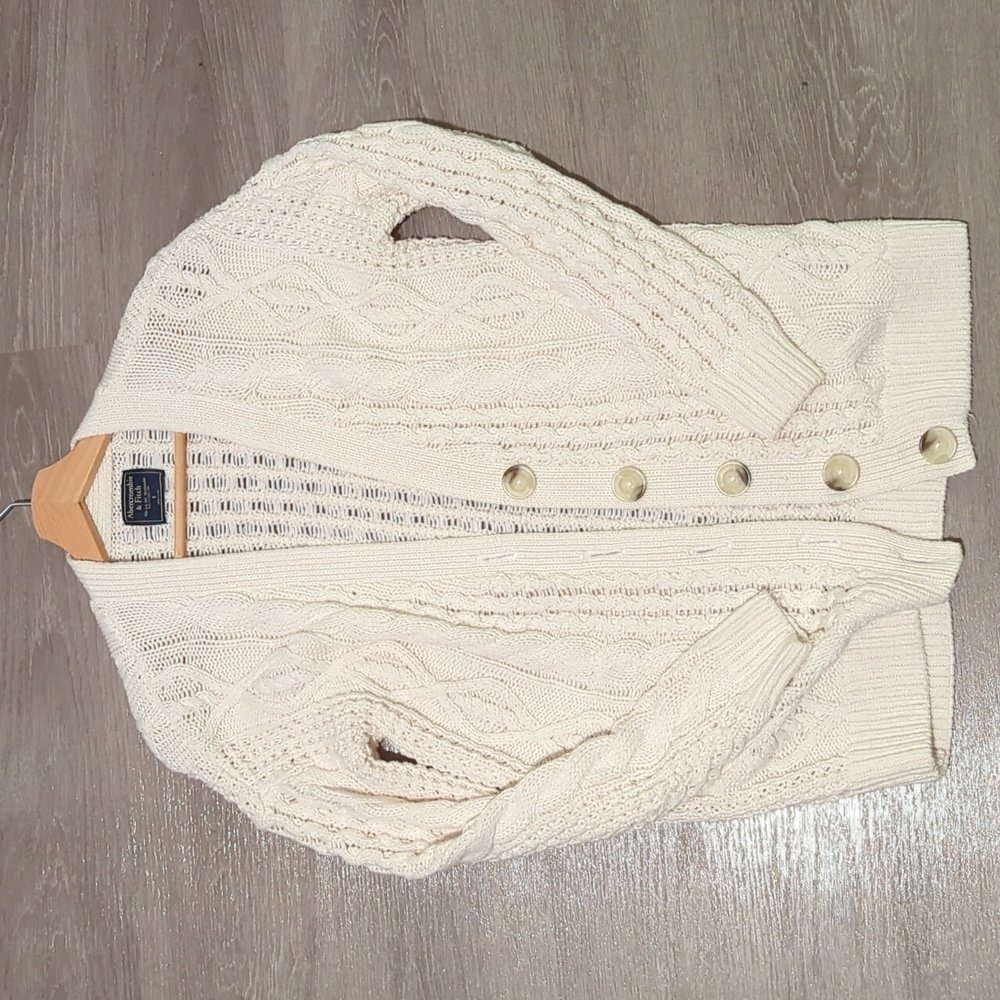 Abercrombie White Sweater